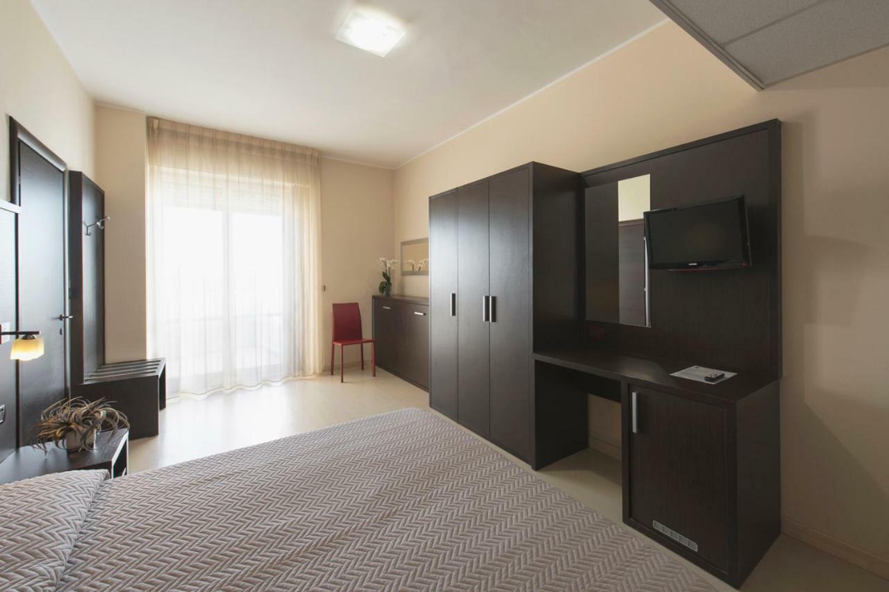 Grand Hotel Adriatico Montesilvano Marina Dış mekan fotoğraf