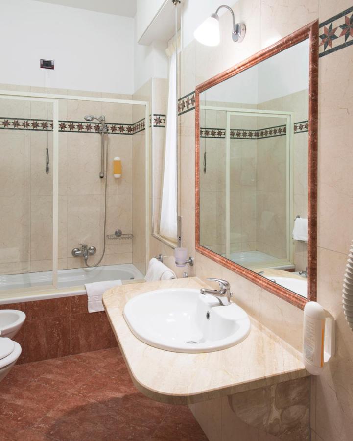 Grand Hotel Adriatico Montesilvano Marina Dış mekan fotoğraf